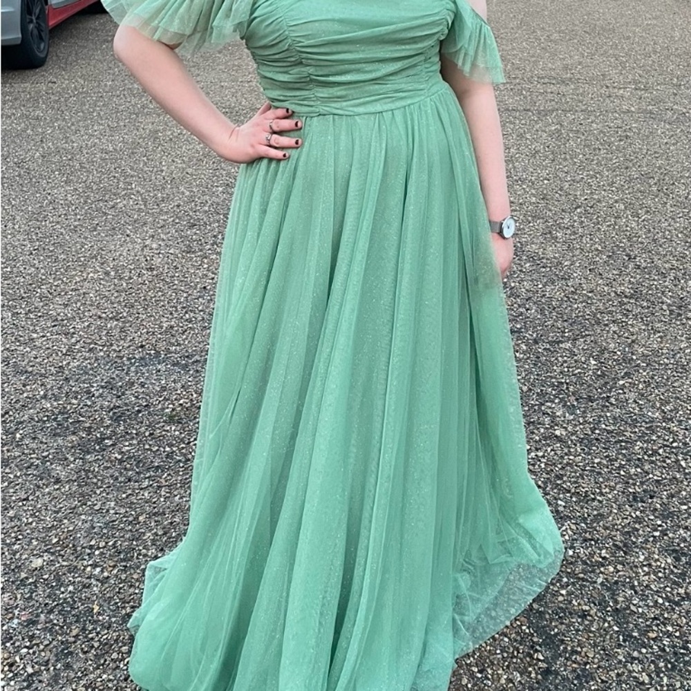 Chic Off-Shoulder Green Prom Dress